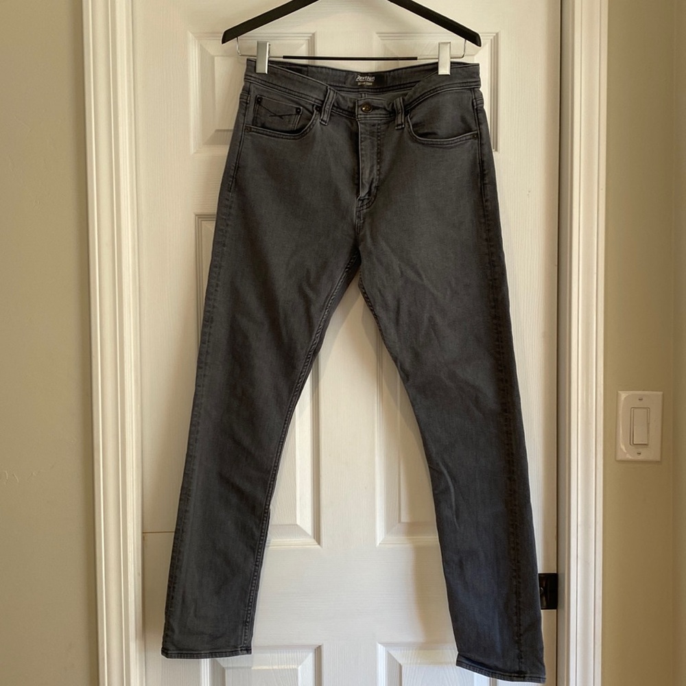 Men’s Revtown Decade Denim taper gray jeans.